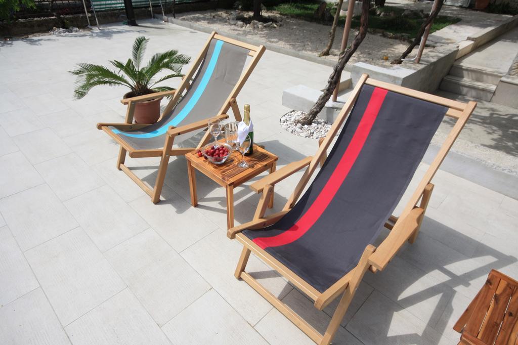 Apartments Gina Trogir Bagian luar foto